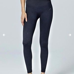 NWOT. designer leggings